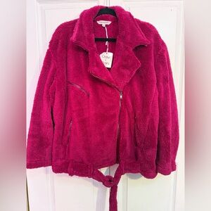 DAVI & DANI Women's Fuchsia Teddy Moto Jacket